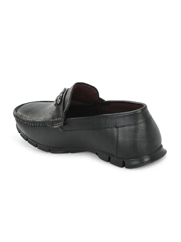 Men_Perforations_Lightweight_Horsebit_Loafers