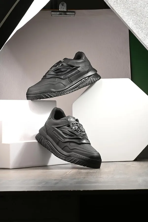 Running_Shoes_For_Men_(Black)