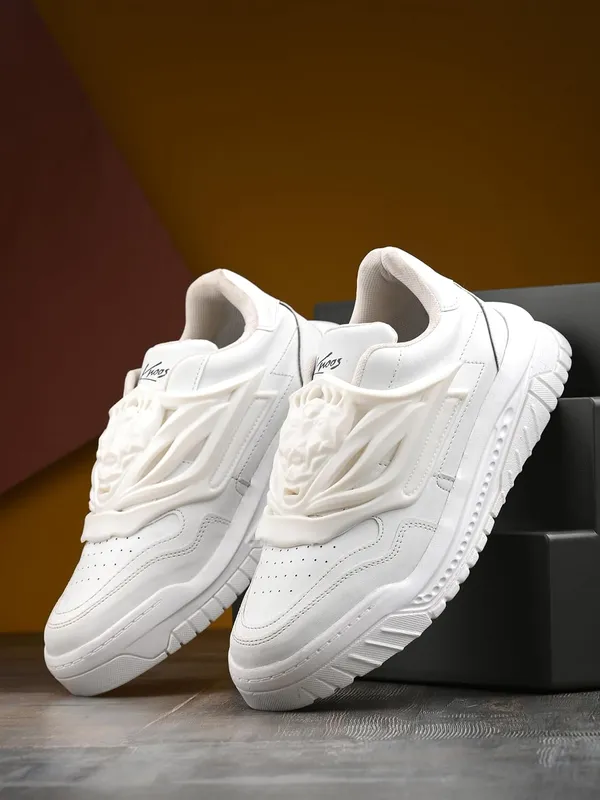 Running_Shoes_For_Men_(White)