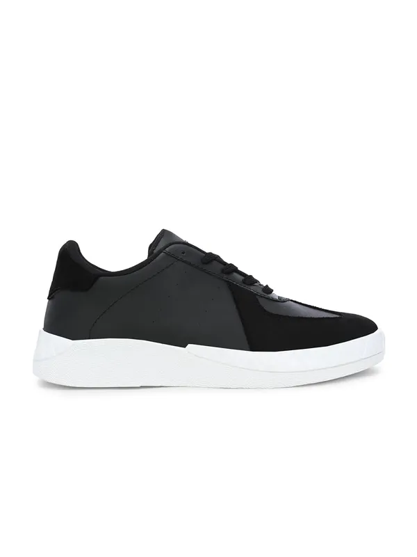 Men_Round_Toe_Water_Repellent_Upper_Mesh_Sneakers