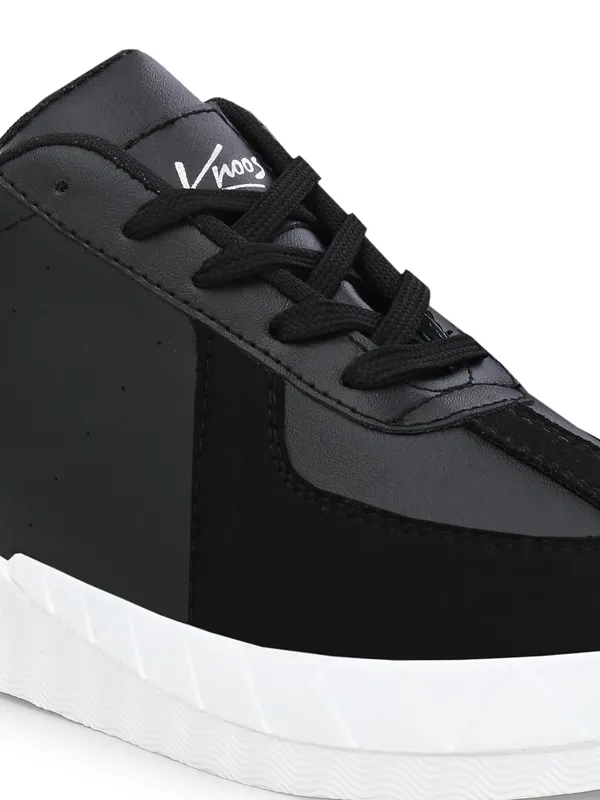 Men_Round_Toe_Water_Repellent_Upper_Mesh_Sneakers
