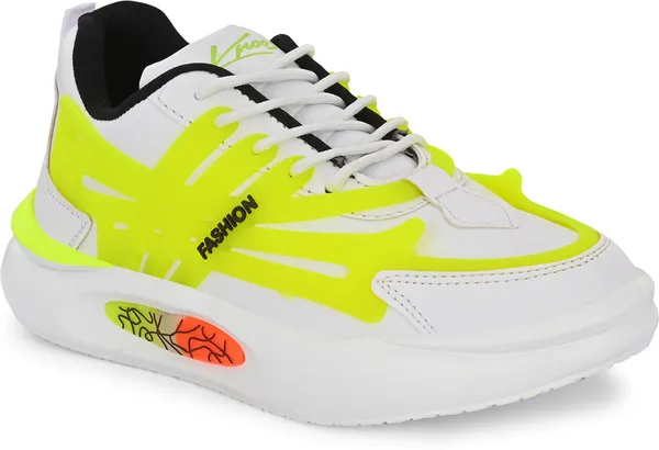 Men_Colourblocked_Lightweight_Padded_Insole_Basics_Sneakers