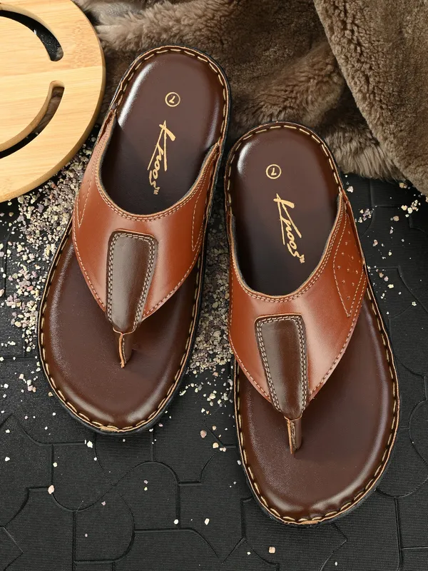 Men_Slip-On_Comfort_Sandals