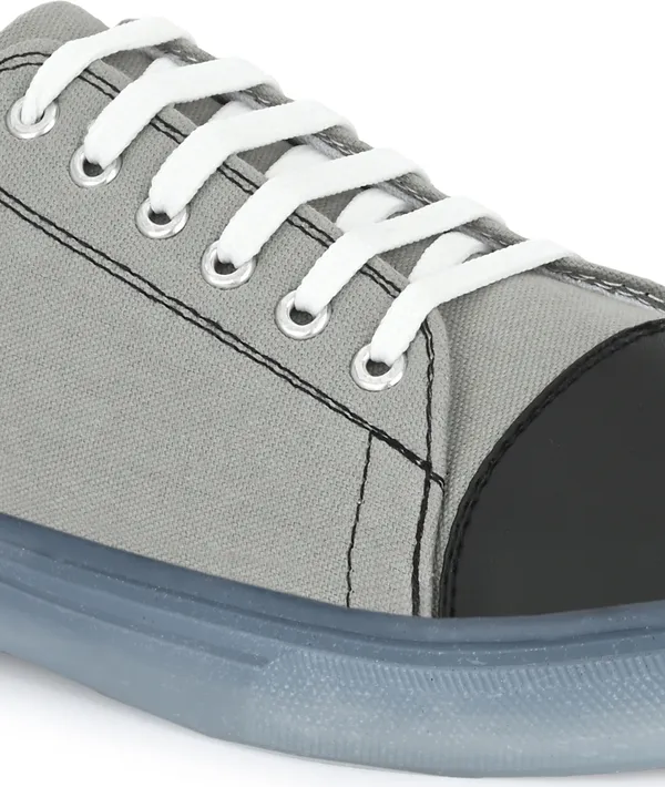 Men_Colourblocked_Padded_Insole_Basics_Canvas_Sneakers