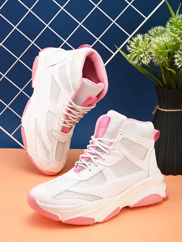 Women_Textured_High-Top_Water_Repellent_Upper_Mesh_Sneakers
