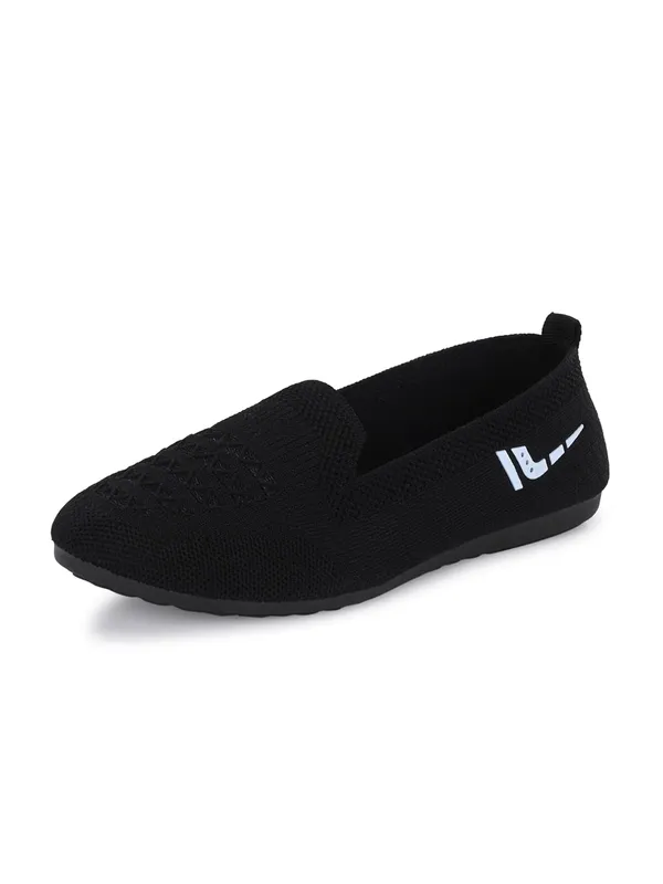 Loafers_For_Women_(Black)