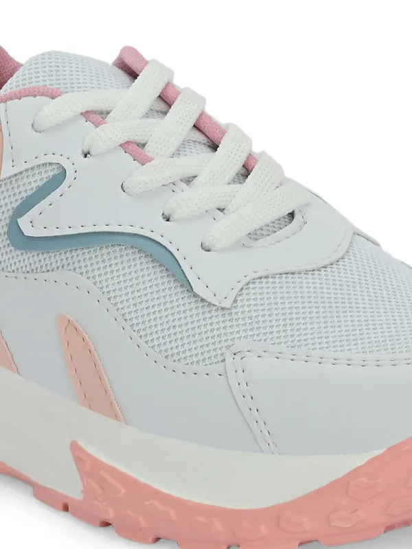 Women_Perforations_Lightweight_Sneakers