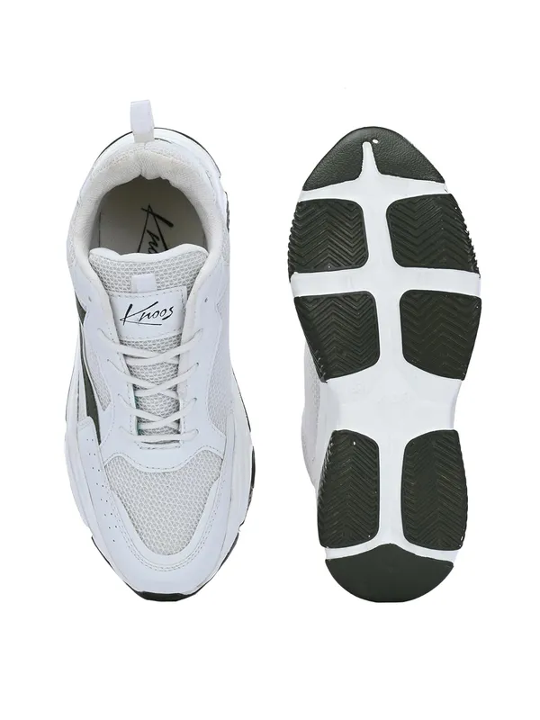 Women_Textured_Water_Repellent_Upper_Sneakers