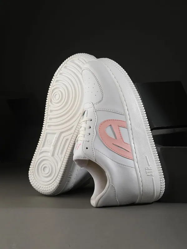 Women_Round_Toe_Water_Repellent_Upper_Mesh_Sneakers