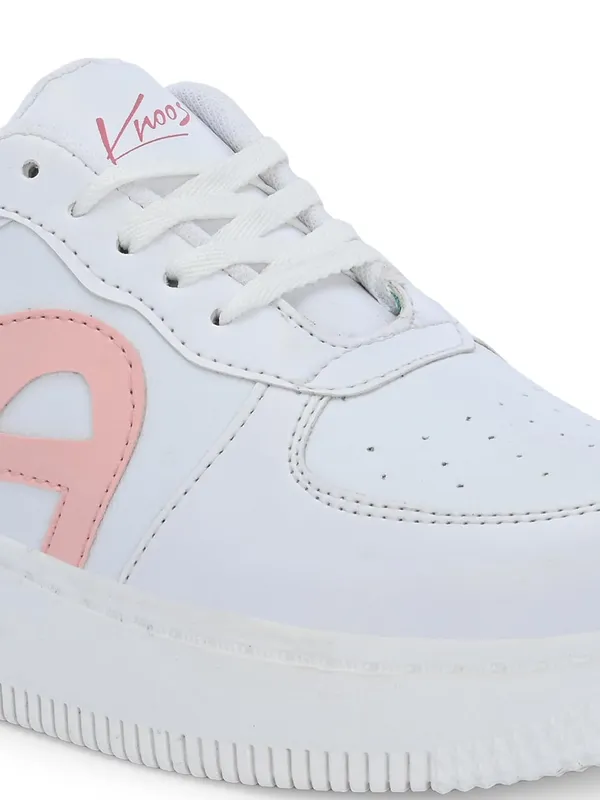 Women_Round_Toe_Water_Repellent_Upper_Mesh_Sneakers