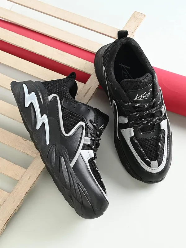 Women_Woven_Design_Sneakers