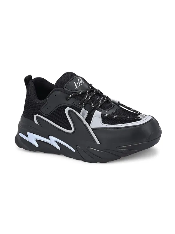 Women_Woven_Design_Sneakers