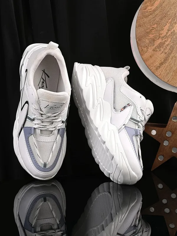 Women_Woven_Design_Sneakers