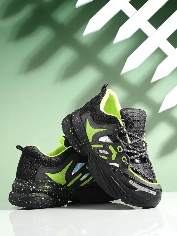 Women_Colourblocked_Lightweight_Mesh_Comfort_Insole_Basics_Sneakers