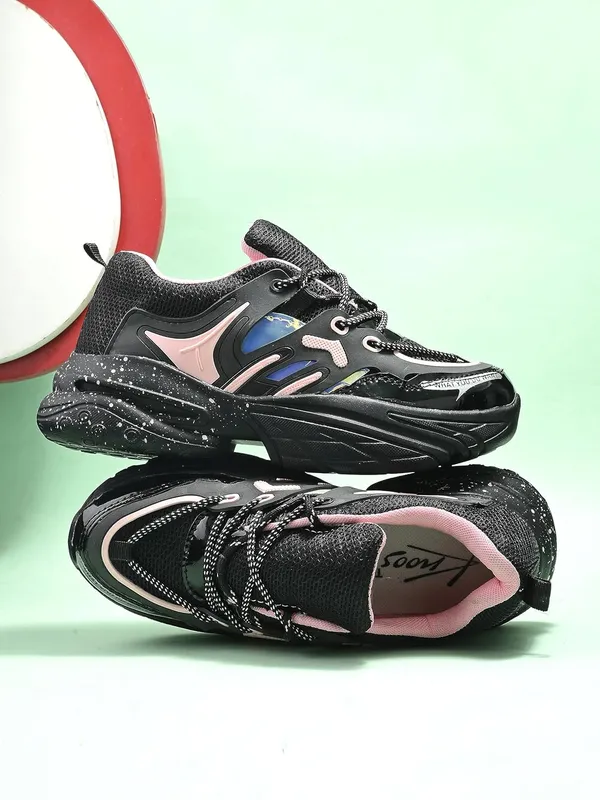 Women_Colourblocked_Lightweight_Mesh_Comfort_Insole_Basics_Sneakers