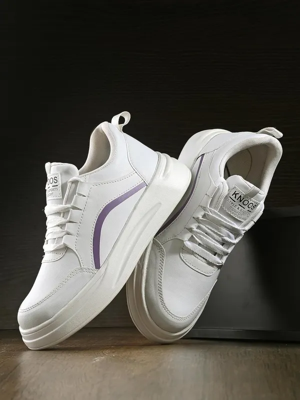 Women_Striped_Lightweight_Comfort_Insole_Basics_Sneakers