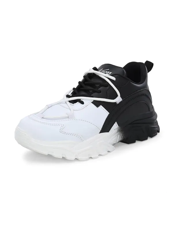 Women_Colourblocked_Water_Repellent_Upper_Sneakers