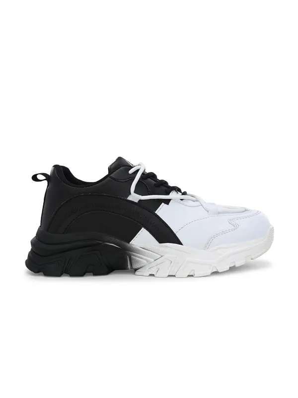 Women_Colourblocked_Water_Repellent_Upper_Sneakers