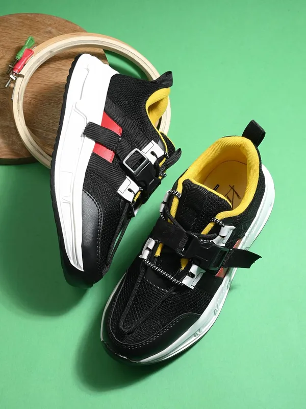 Women_Round_Toe_Water_Repellent_Upper_Mesh_Sneakers