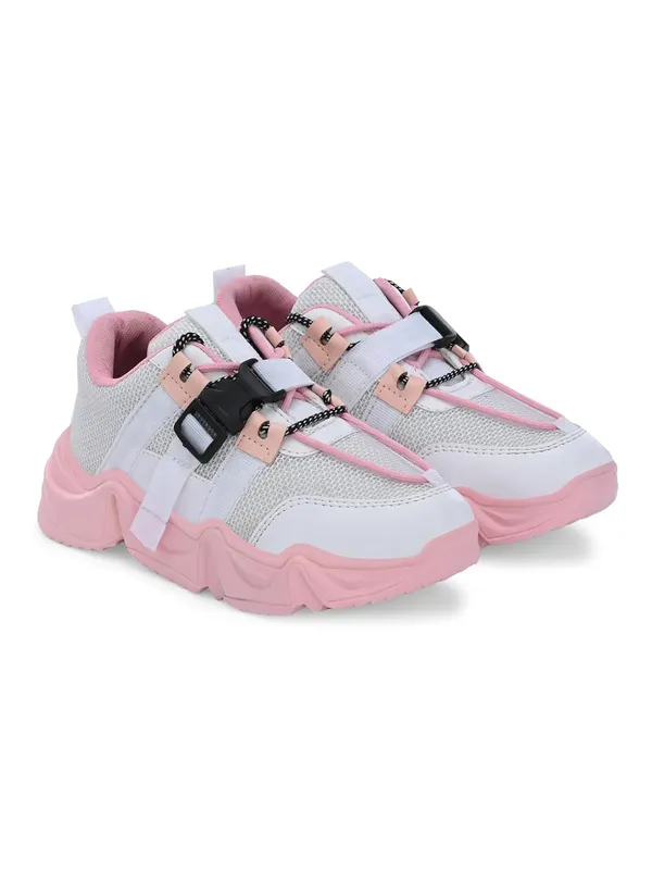 Women_Colourblocked_Round_Toe_Water_Repellent_Upper_Mesh_Sneakers