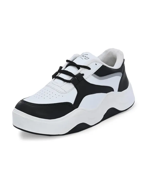 Women_Perforations_Water_Repellent_Upper_Mesh_Sneakers