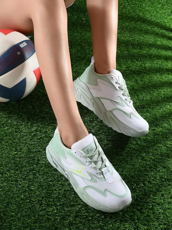 Women_Colourblocked_Water_Repellent_Upper_Sneakers