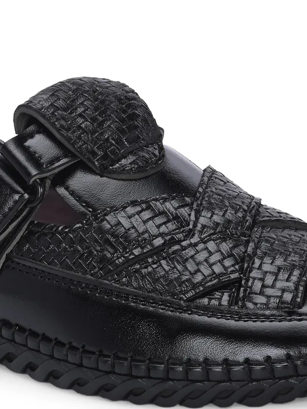 Men_Shoe-Style_Sandals