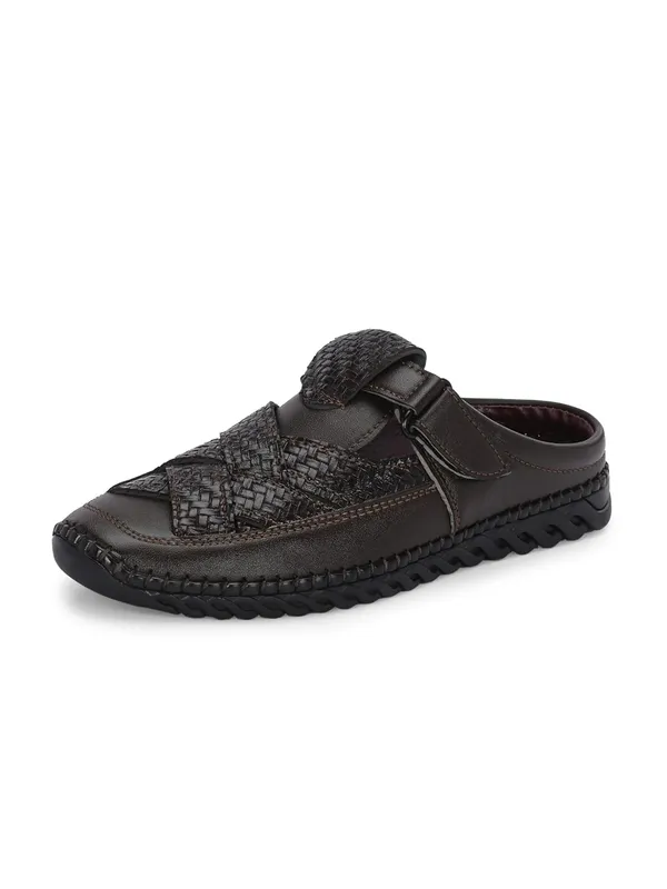 Men_Shoe-Style_Sandals