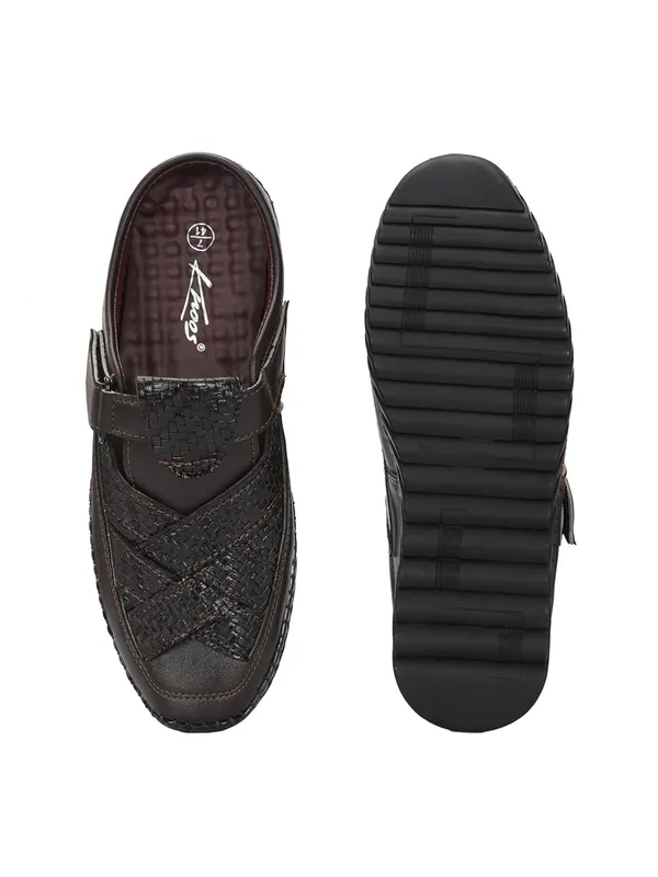 Men_Shoe-Style_Sandals