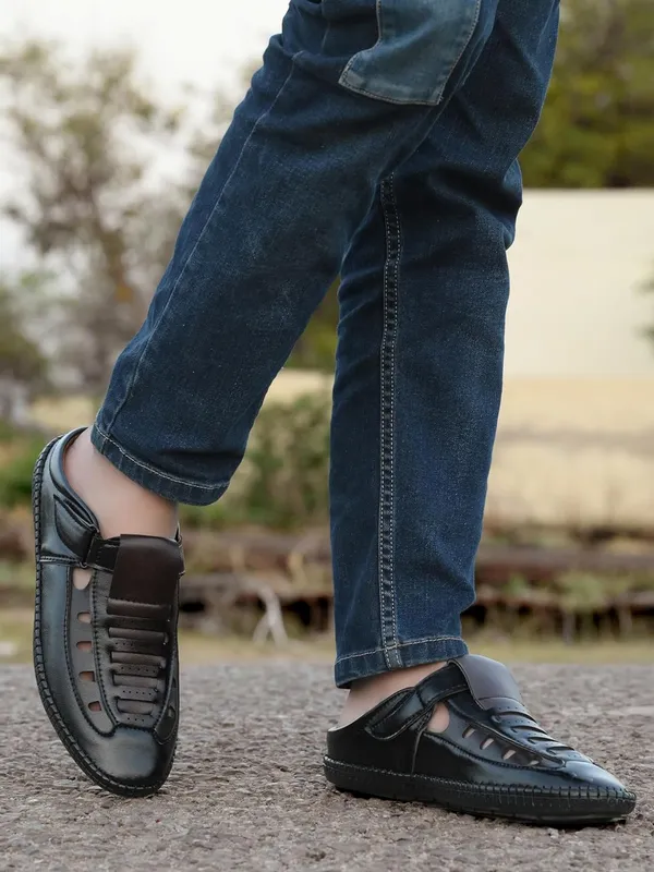 Knoos sandals new arrivals