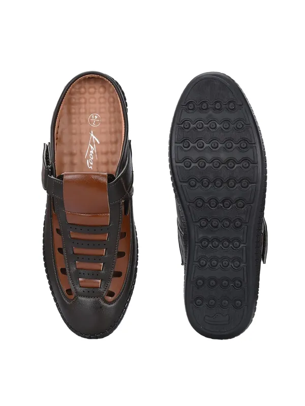 Men_Shoe-Style_Sandals