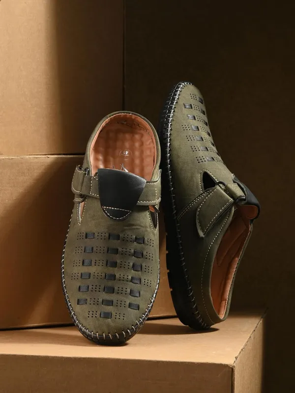Knoos Sandals Buy Sandals from knoos.in online at best prices