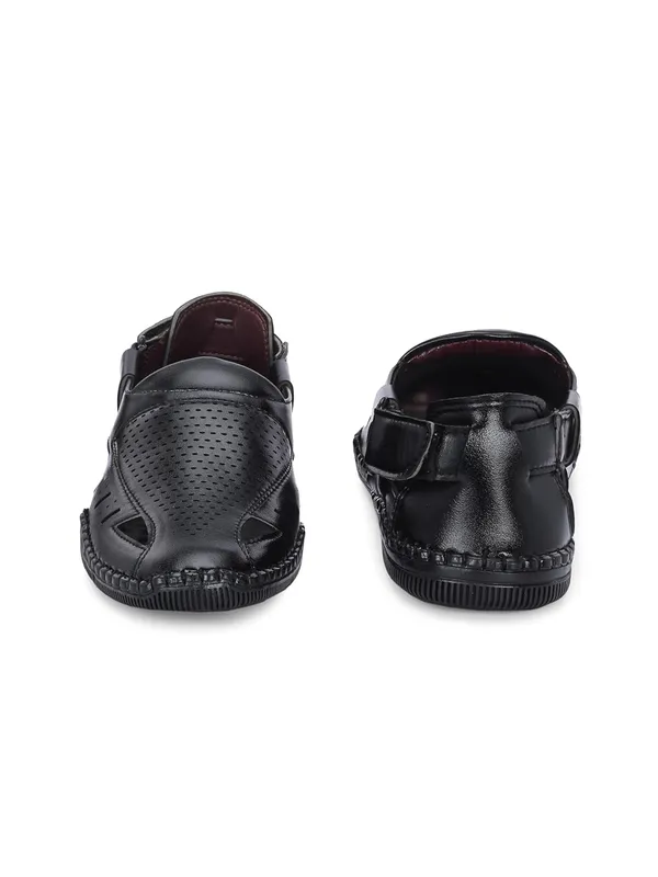 Men_Shoe-Style_Sandals
