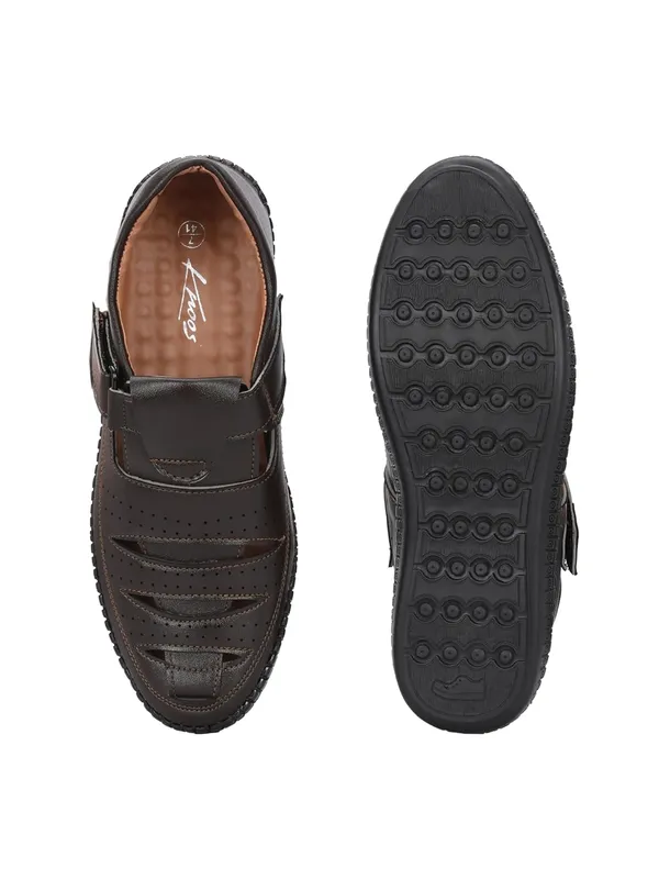 Men_Shoe-Style_Sandals