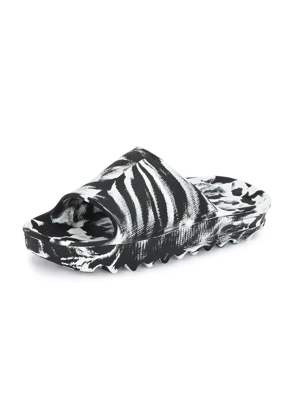 Men_Slippers_(White_9)