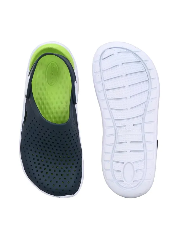 Men_Blue_Sandals_()