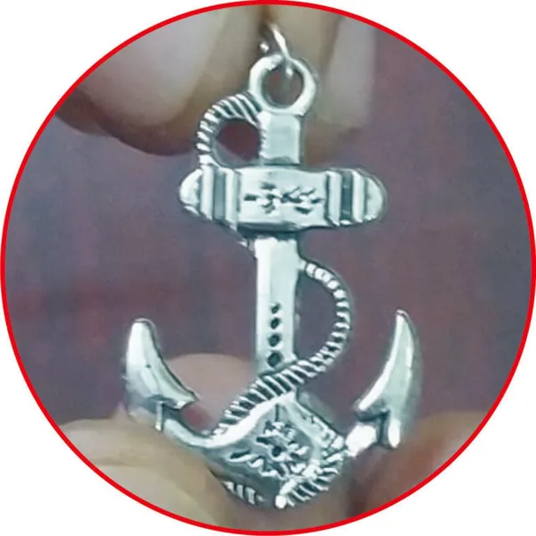 S9072-04_–_Langar_Raksha_Pendant_for_Stability_in_Career_and_Stable_Mind_1inch_Multi_Metal_Pendant_Made_and_Mixed_with_Tiny_Parts_of_Ship_Nail_and_HorshShoe