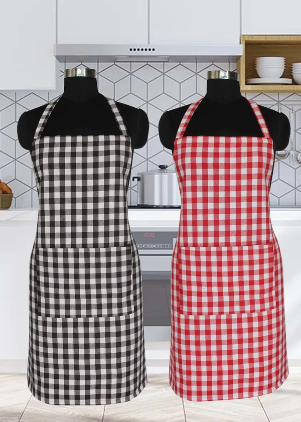 Red_&_Black_Checked_Aprons_With_Center_Pocket_(Pack_of_2)