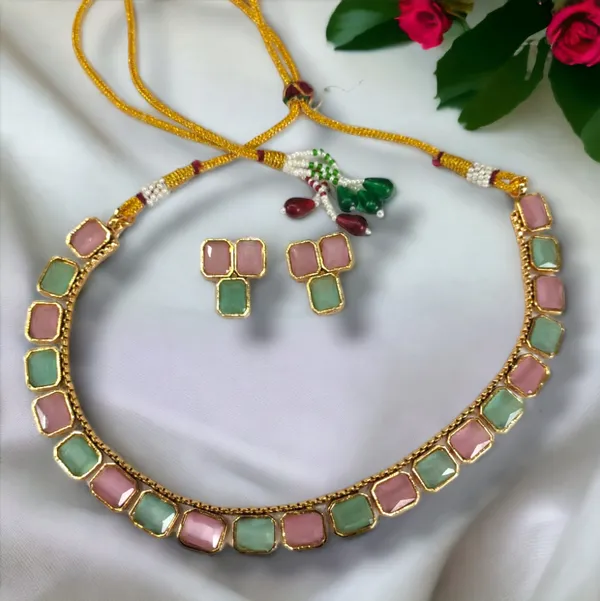 Pink_and_green_color_single_layered_Kundan_necklace_for_women