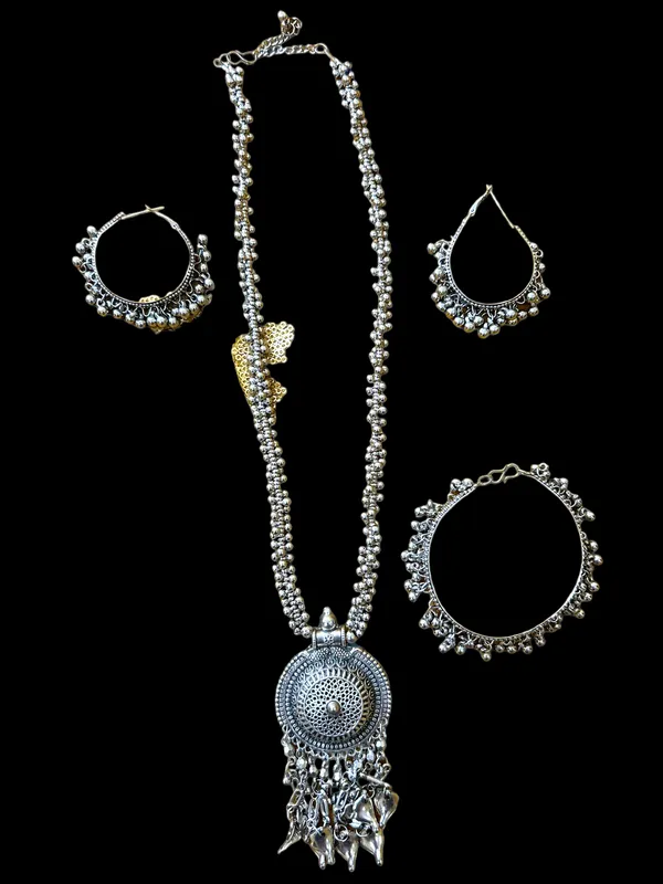 Oxidized_long_Necklace_with_Matching_Earrings_and_Bracelet