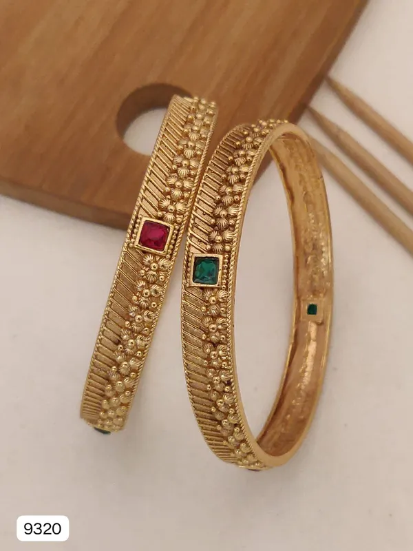 Trendz Jewellery Stylish Tradition Designer Daily Wear Bangles