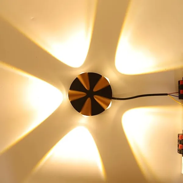 LED_Indoor_-_Outdoor_UP_-Down_Creative_Wall_Light,_Black_&_Gold,_Warm_White,_Rainproof_&_Shockproof_Body._(BlackGold_Round_5_Way)
