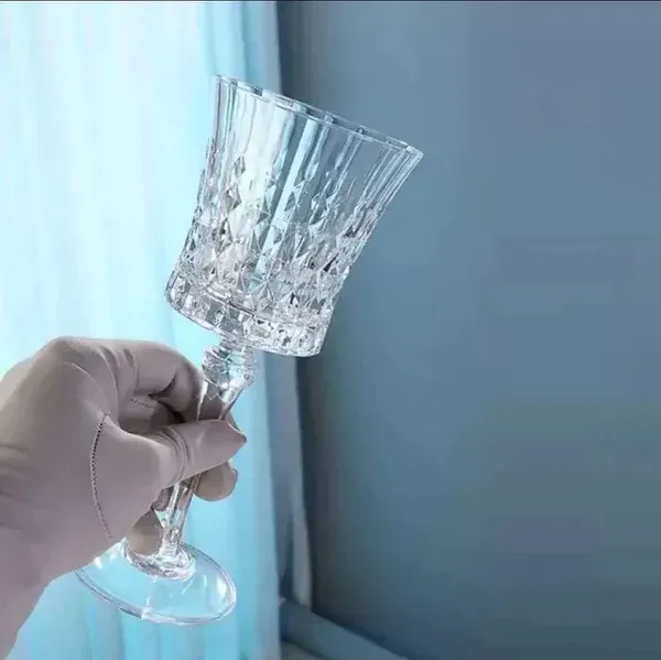 Crystal_Carving_Wine_Glasset_-_200_ml