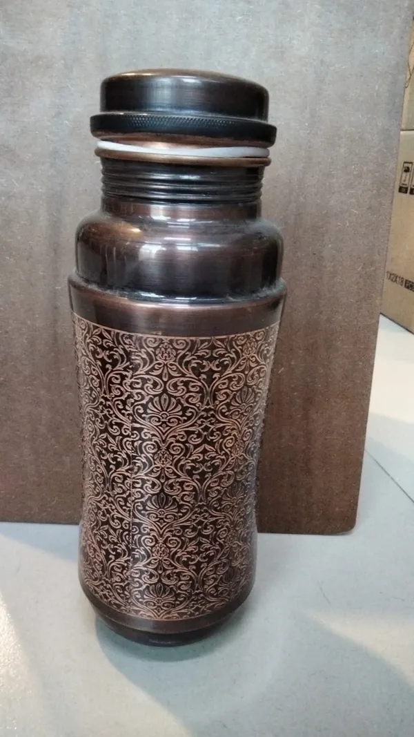 COPPER_BOTTLE_HAND_GRAVING_PRINT