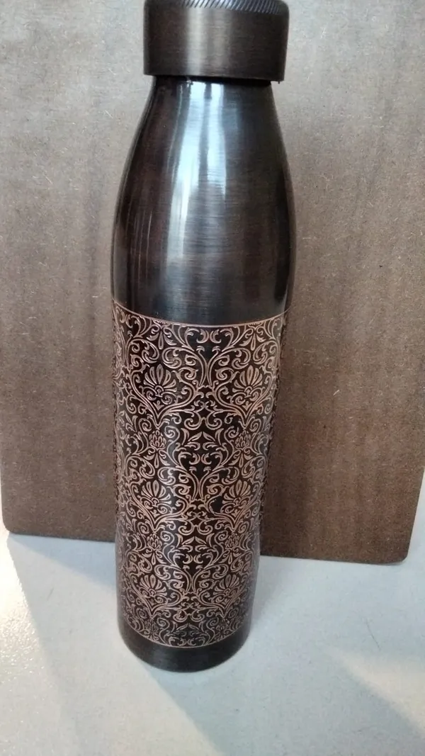 COPPER_BOTTLE_HAND_GRAVING_PRINT