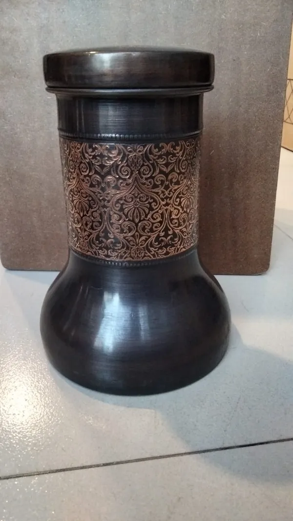 COPPER_JUG_HAND_GRAVING_PRINT