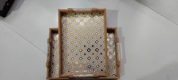 LEATHER_TRAY_SET_OF_2