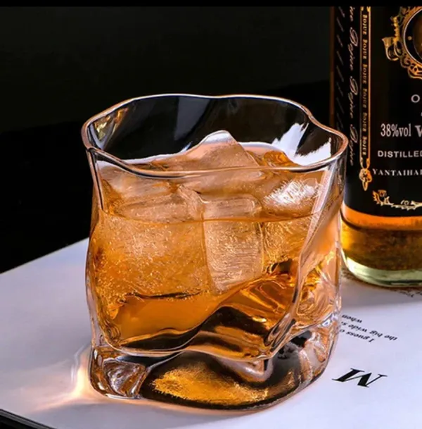 Uneven_Whiskey_Glasses_-_300_ml