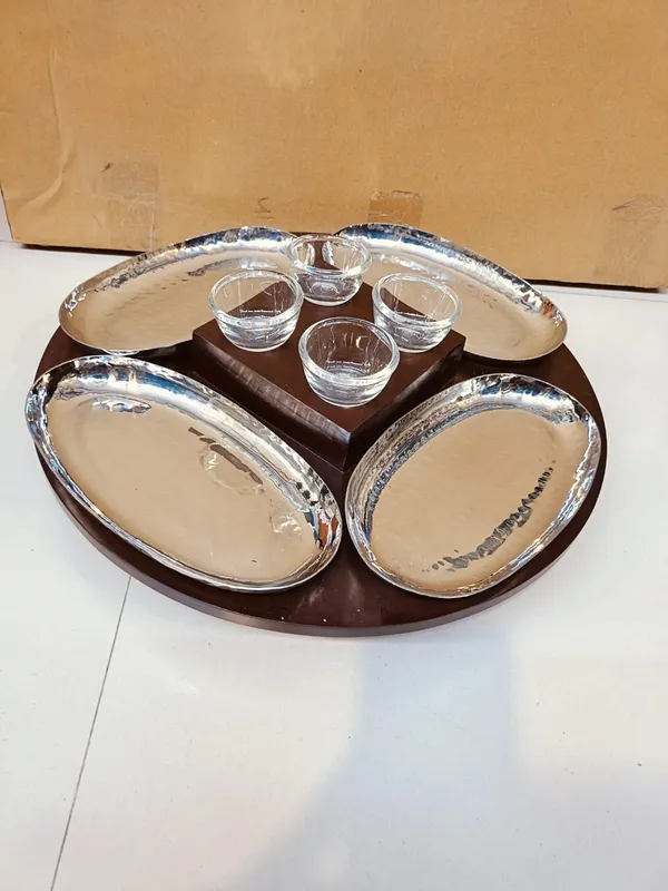 SERVING_PALLTER