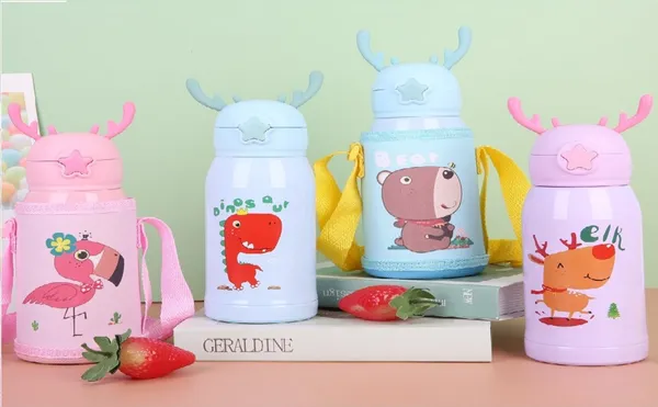 Stainless_Steel_Cartoon_Printed_-_Sipper_Water_Bottle_with_Cover_for_Children_500_ml_Assorted_Color_Deer_Horns_Cap-_Stainless_Steel_Flask_Bottle_with_Straw_500_ml_Bottle